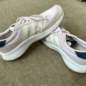 Adidas sneakers- women